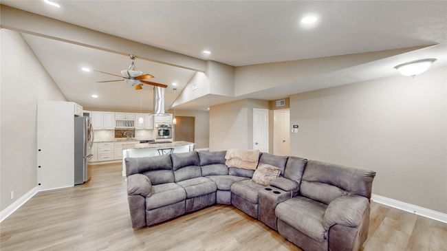 2305 Briarwood Ln, House other with 4 bedrooms, 3 bathrooms and null parking in Carrollton TX | Image 5