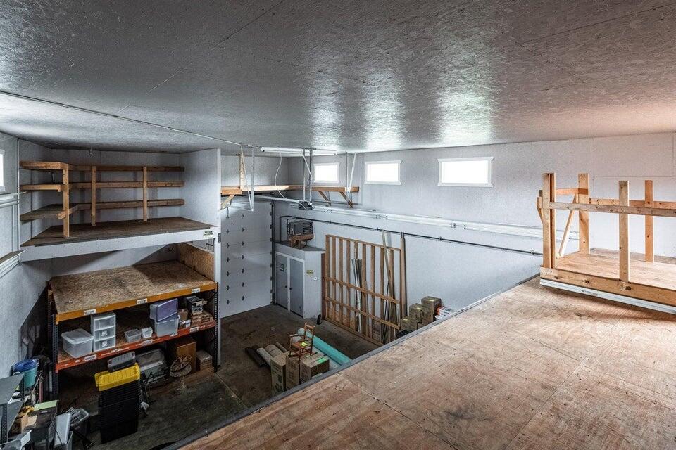Commercial Lease in La Crosse 5