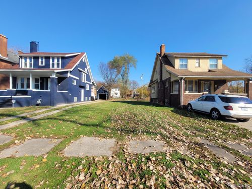 644 Philip St, Detroit, MI, 48215-3260 | Card Image
