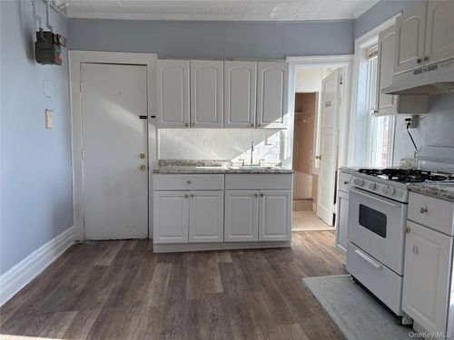 apt-8-49 5th St, New Rochelle, NY, 10801-5921 | Card Image