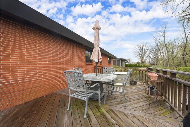 1609 Zeuger St, House other with 3 bedrooms, 3 bathrooms and 2 parking in Glenshaw PA | Image 35