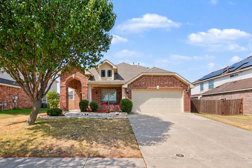 200 Lorient Dr, Mansfield, TX, 76063-5571 | Card Image