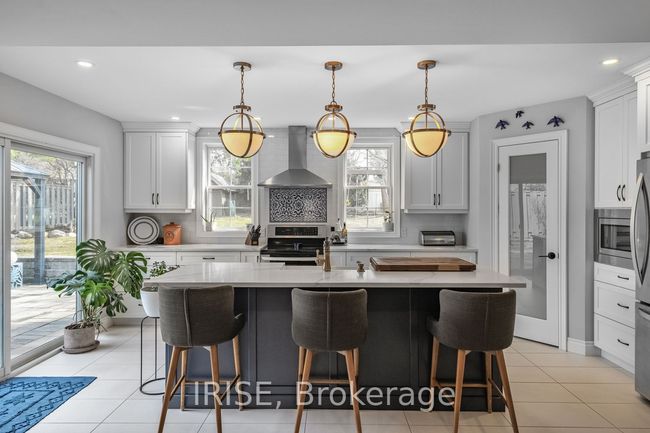109 Thomas St, House other with 4 bedrooms, 3 bathrooms and 4 parking in Cambridge ON | Image 11