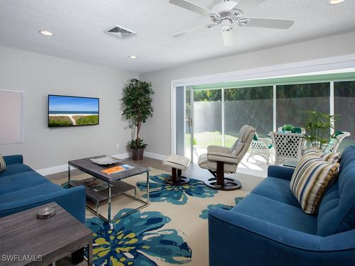 150 1st Ave N, Naples, FL, 34102-5903 | Card Image
