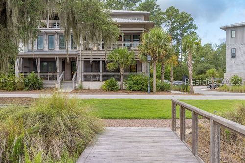 640 Old Moreland Rd, Bluffton, SC, 29910-8033 | Card Image