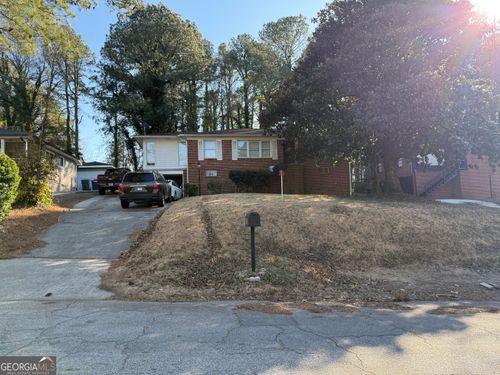 2732 Oldknow Dr Nw, ATLANTA, GA, 30318-7241 | Card Image
