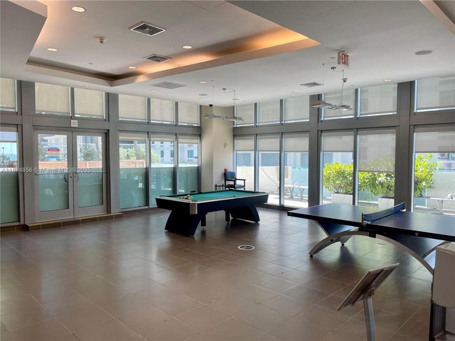 3716-N - 1111 Sw 1 St Ave, Condo with 2 bedrooms, 2 bathrooms and null parking in Miami FL | Image 38