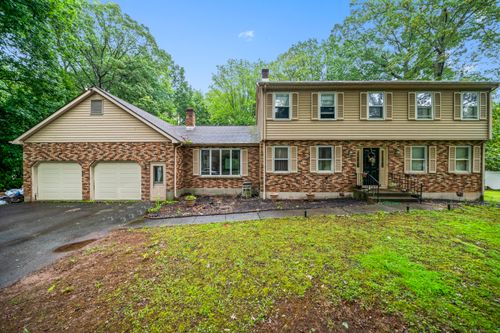 64 Melcon Dr, Southington, CT, 06489-1712 | Card Image