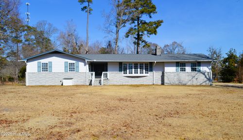 114 Church Rd, Riegelwood, NC, 28456-7928 | Card Image