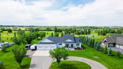 52 Cobblestone Lane, House detached with 6 bedrooms, 3 bathrooms and 6 parking in Raymond AB | Image 1