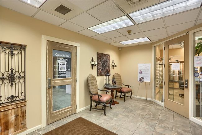 common area | Image 9