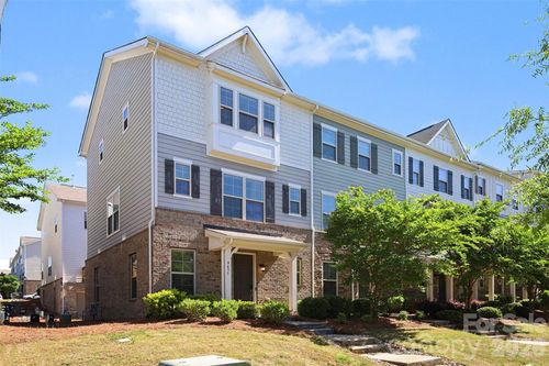 9431 Ainslie Downs St, Charlotte, NC, 28273-4972 | Card Image