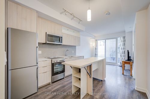 504-50 Forest Manor Rd, Toronto, ON, M2J0E3 | Card Image