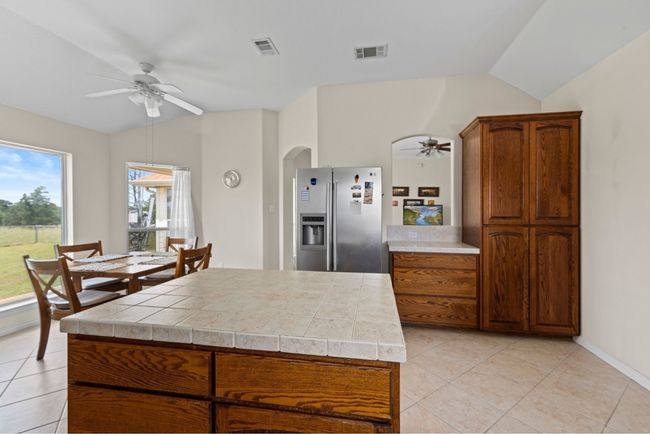 341 Brown Rd, House other with 3 bedrooms, 2 bathrooms and 4 parking in McDade TX | Image 10