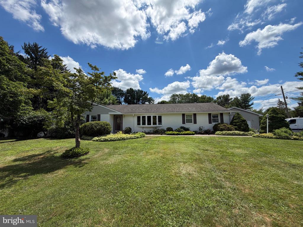 Residential in LANSDALE 3