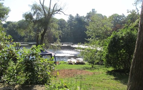 77 Goldfinch Ln, Hewitt, NJ, 07421-2607 | Card Image