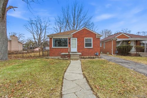 7676 Pierson St, Detroit, MI, 48228-3239 | Card Image