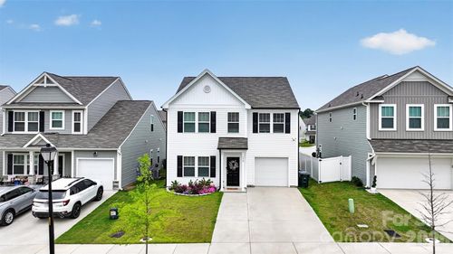 372 Bluebonnet Dr, Salisbury, NC, 28146-6223 | Card Image