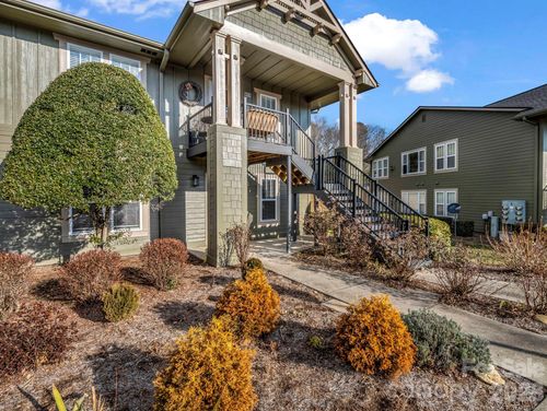 1505 Deermouse Way, Hendersonville, NC, 28792 | Card Image