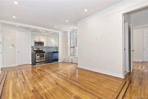 apt-6d-130 Bay Ridge Pkwy, Brooklyn, NY, 11209-2314 | Card Image