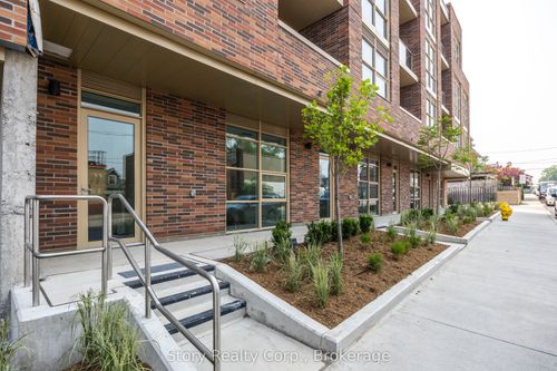 108-119 Ford St, Toronto, ON, M6N3A2 | Card Image