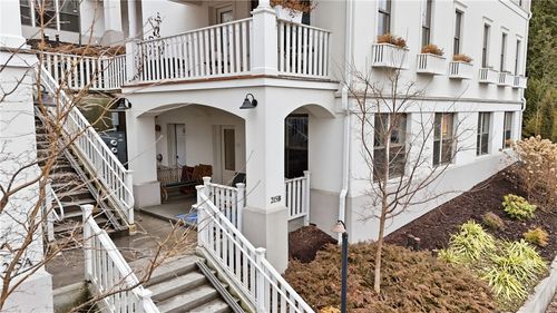 apt-b1-215 W Spencer St, Ithaca, NY, 14850-5579 | Card Image