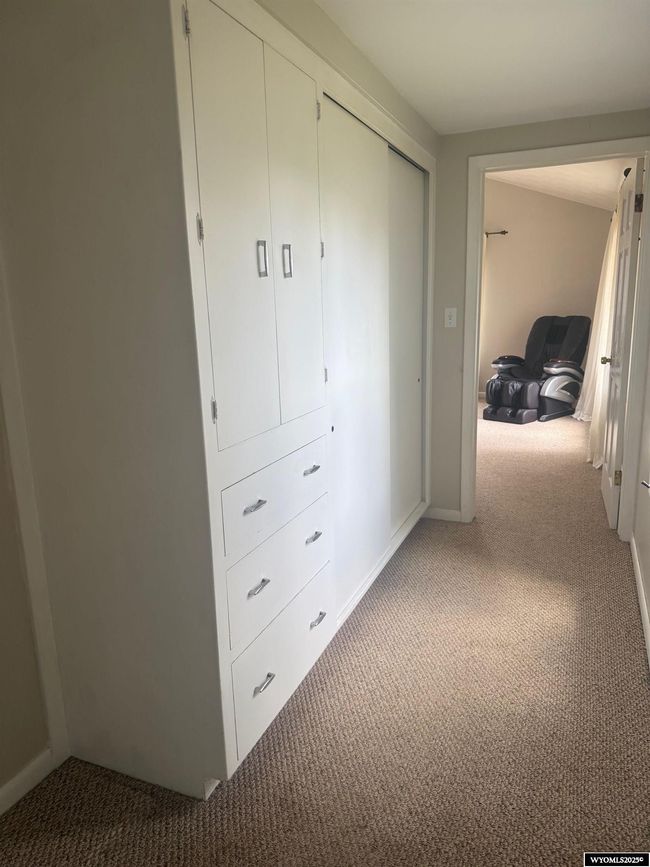 1317 W Walnut St, House other with 5 bedrooms, 1 bathrooms and null parking in Rawlins WY | Image 21
