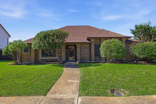 1774 Clydesdale Dr, Lewisville, TX, 75067-3237 | Card Image