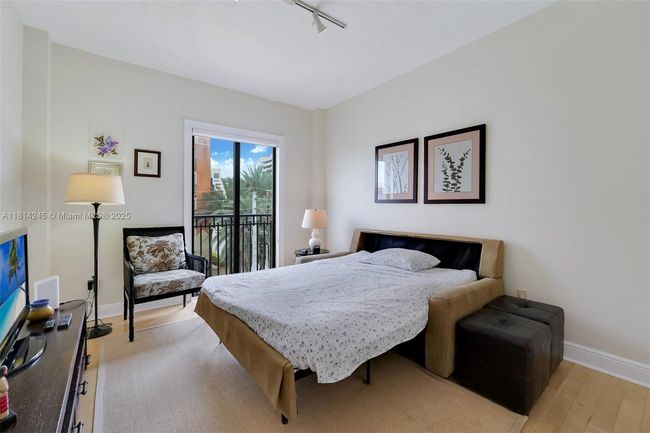 APT-402 - 711 Biltmore Way, Condo with 2 bedrooms, 2 bathrooms and null parking in Coral Gables FL | Image 15