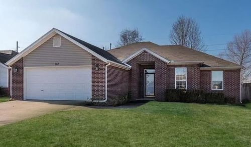 902 Sw Navajo Dr, Bentonville, AR, 72712-3675 | Card Image