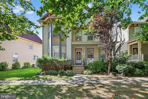 3842 Braveheart Dr, FREDERICK, MD, 21704-7739 | Card Image