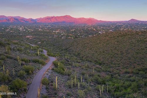 --39332 N Old Stage Rd, Cave Creek, AZ, 85331-8413 | Card Image