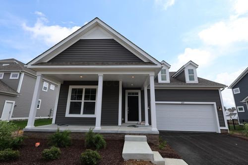 207 Isleta Dr, Pataskala, OH, 43062-9823 | Card Image