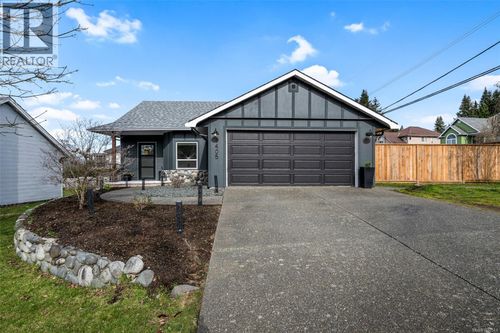 1405 Malahat Dr, Courtenay, BC, V9N8H3 | Card Image