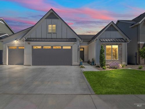 10366 Loneleaf Dr, Nampa, ID, 83687-7936 | Card Image