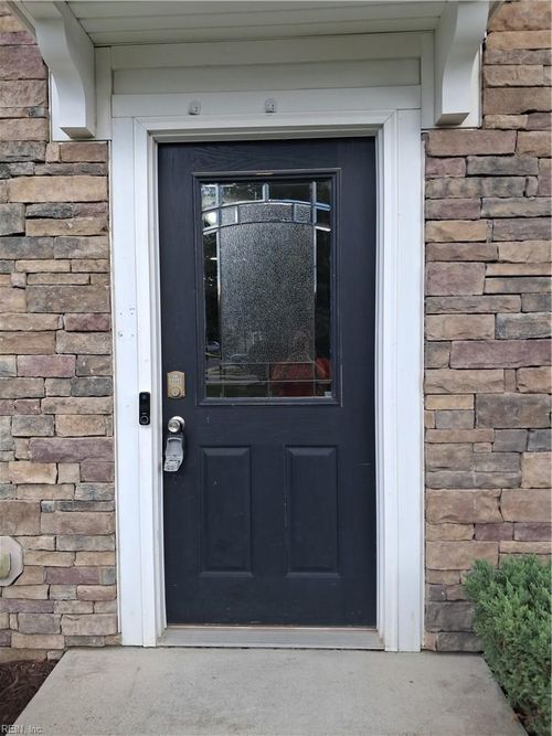 4301 Salt Marsh Ln, Chesapeake, VA, 23324-1473 | Card Image