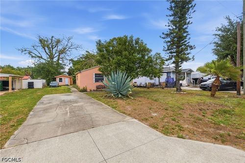 2355 Jeffcott St, FORT MYERS, FL, 33901-5211 | Card Image