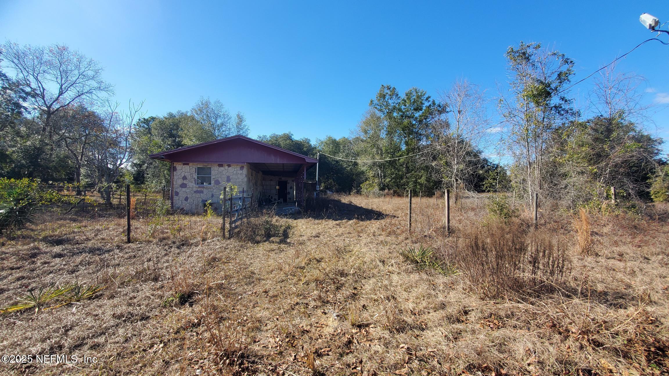Residential in Interlachen 4