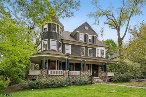 12 Claremont Ave, Maplewood, NJ, 07040-2118 | Card Image