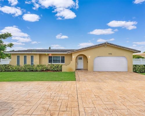 8306 Nw 36th St, Coral Springs, FL, 33065-4501 | Card Image