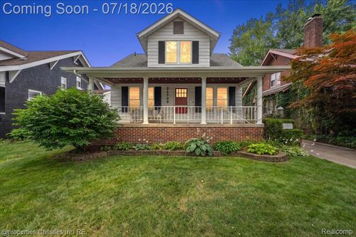 21709 Tenny St, Dearborn, MI, 48124-2929 | Card Image