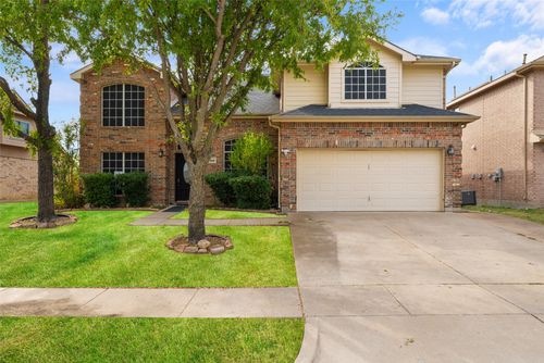 6408 Wolf Creek Ct, Arlington, TX, 76018-3055 | Card Image