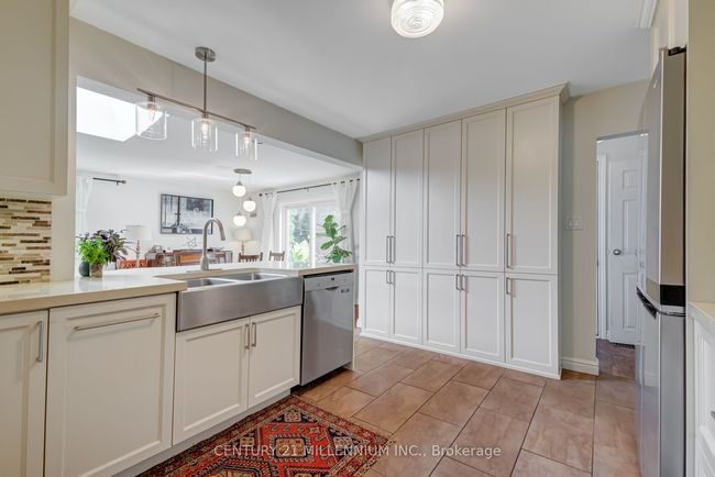 52 Greystone Cres, House other with 4 bedrooms, 2 bathrooms and 2 parking in Brampton ON | Image 14