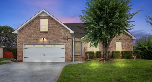 667 Stonewall Ln, Clarksville, TN, 37040 | Card Image