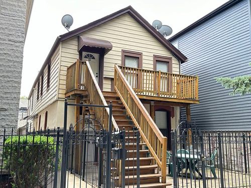 1f-1653 W Superior St, Chicago, IL, 60622-8493 | Card Image
