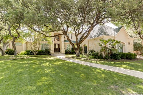 132 Long Bow Rd, Shavano Park, TX, 78231-1209 | Card Image