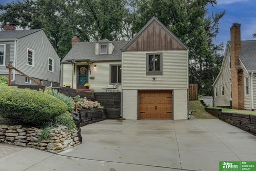 5217 Mason St, Omaha, NE, 68106-1740 | Card Image