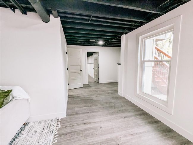 Space in Walk-Out Basement | Image 29