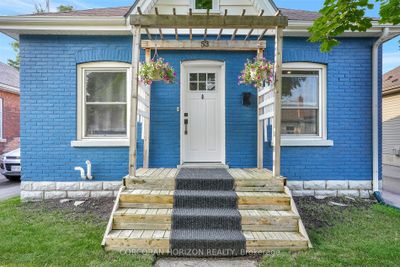 53 Emilie St, House other with 3 bedrooms, 1 bathrooms and 3 parking in Brantford ON | Image 2