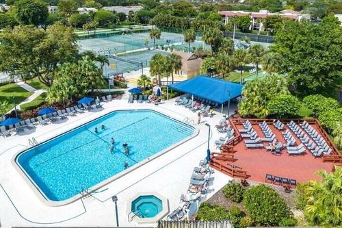 203-10110 Cedar Point Blvd, Boynton Beach, FL, 33437-1393 | Card Image